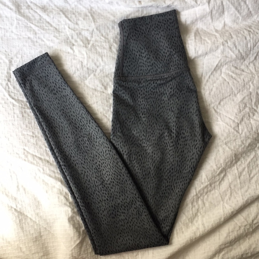 Lululemon high rise pants tight gray sz 4